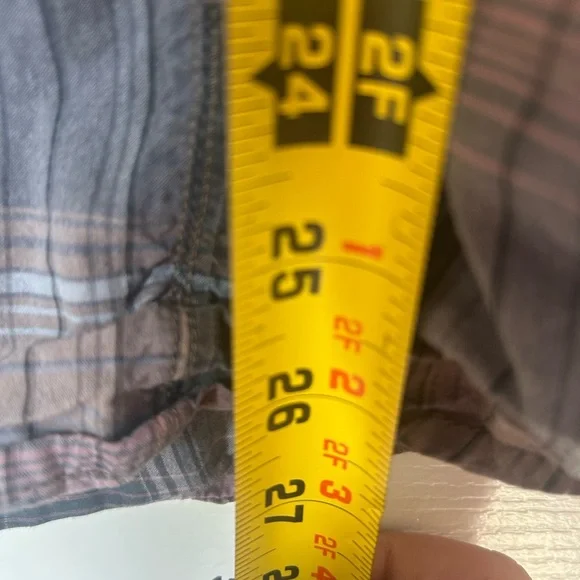 Wrangler Retro Plaid Button-Up Shirt - Picture 7 of 9